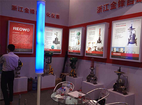 閥門(mén)展廳海報(bào)設(shè)計(jì)